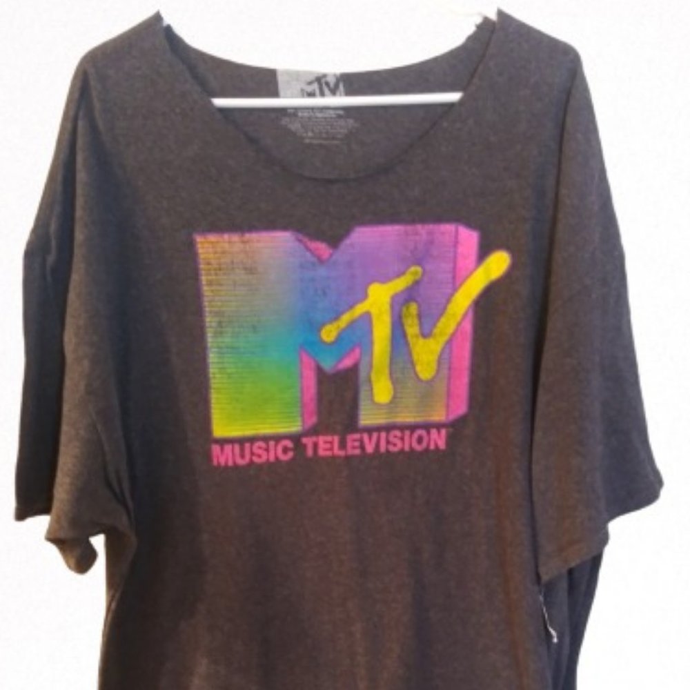 MTV T shirt Size 3 XL